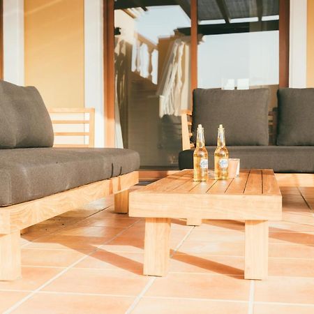 Moderne Villa Met Verwarmd Zwembad In Corralejo Esterno foto