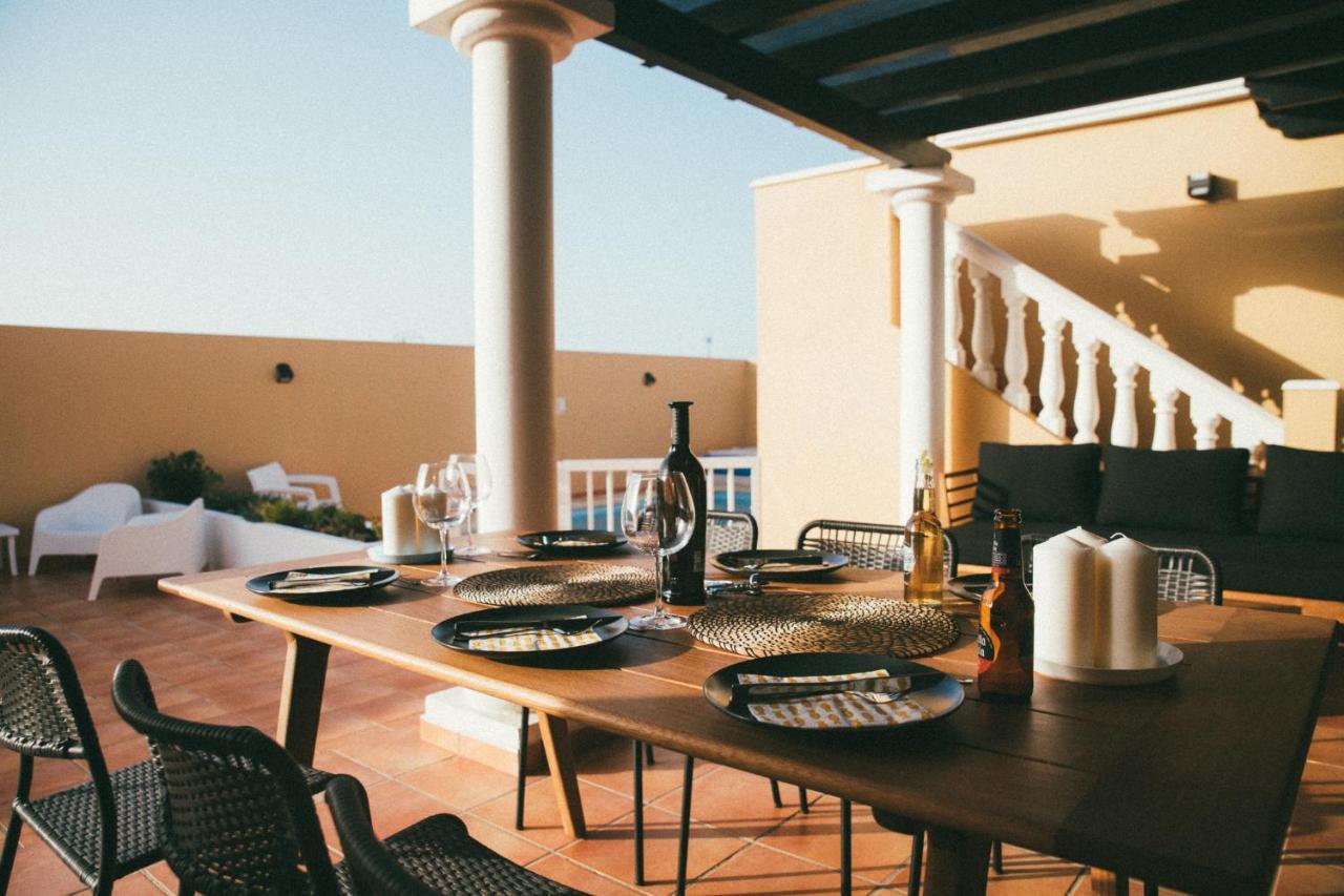 Moderne Villa Met Verwarmd Zwembad In Corralejo Esterno foto