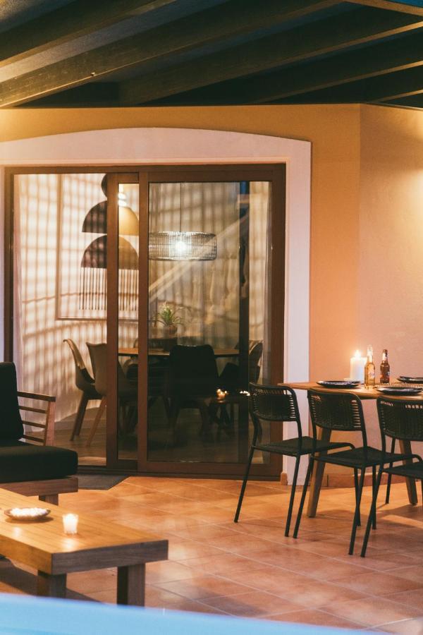 Moderne Villa Met Verwarmd Zwembad In Corralejo Esterno foto