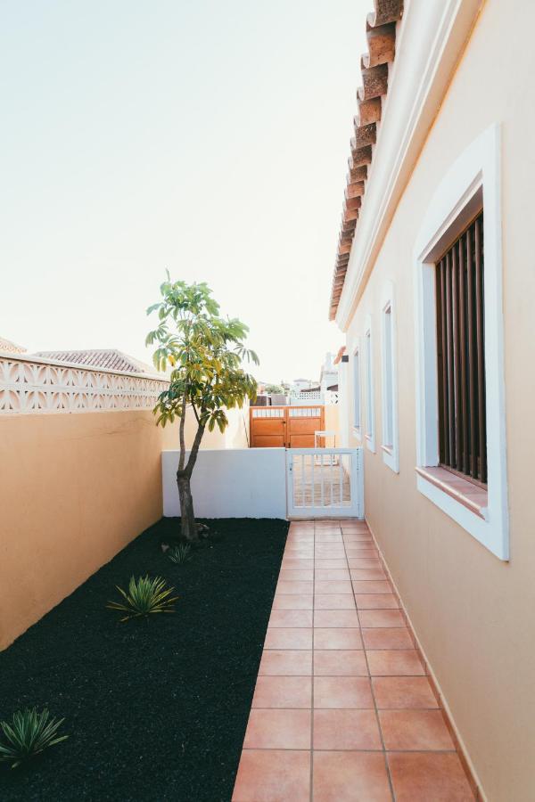 Moderne Villa Met Verwarmd Zwembad In Corralejo Esterno foto